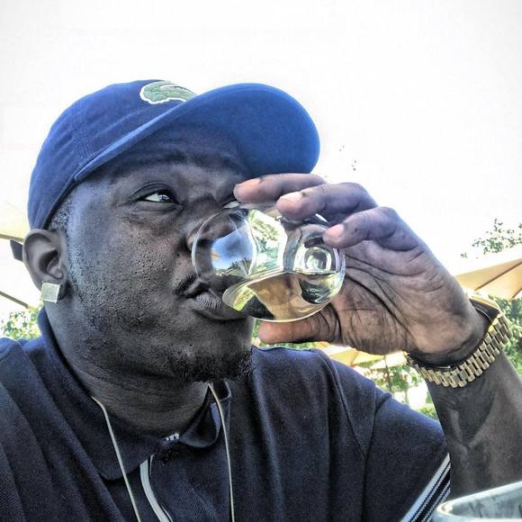 Meet your Posher, Sharone - Picture 1 of 1